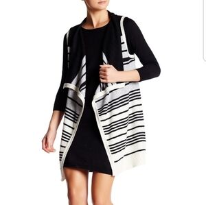 BB DAKOTA elling‎ stripped sweater Vest Small